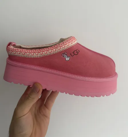 Ugg Tasman