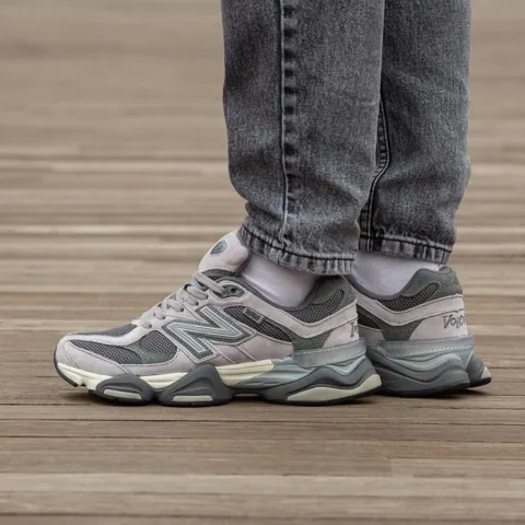 New Balance 9060 Grey