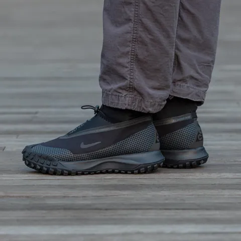 Nike ACG Mountain Fly Gore-Tex All Black