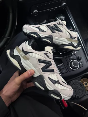 9060 Beige/Black